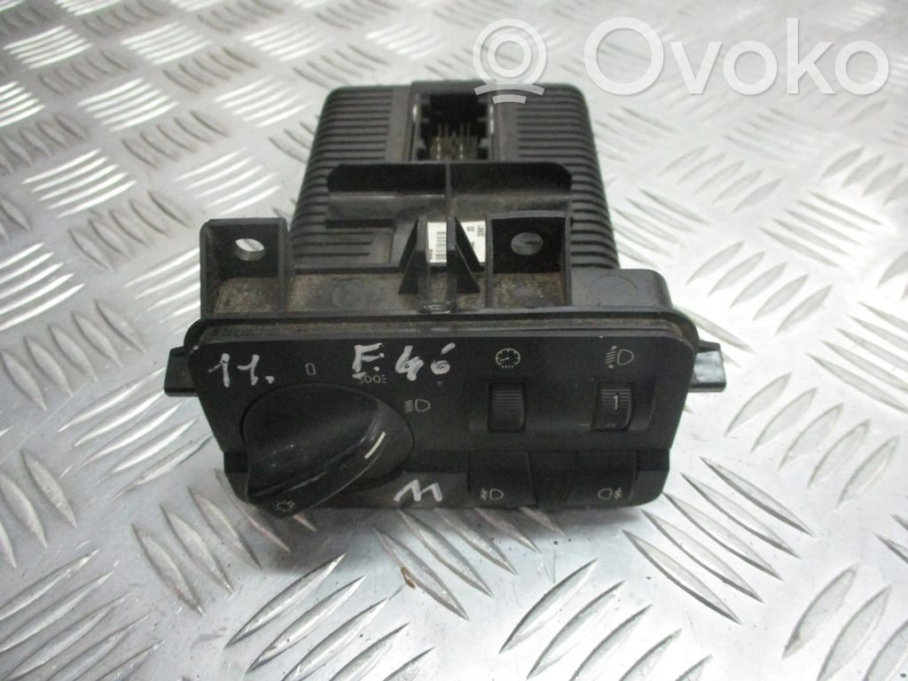 Lichtschalter   6919828