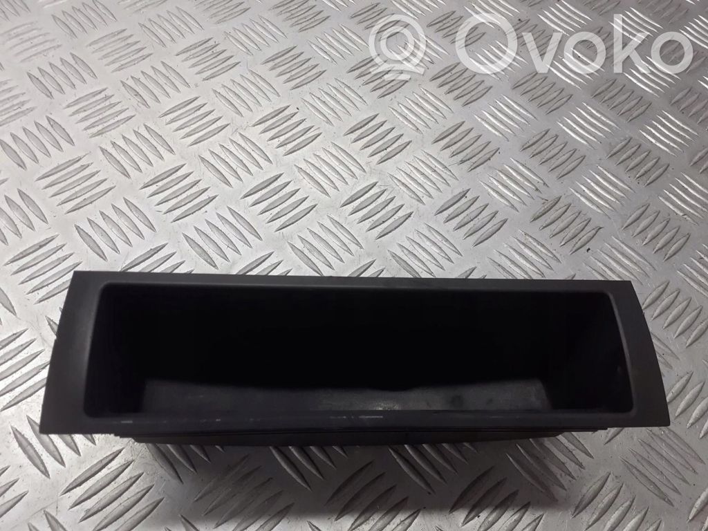 Handschuhfach   51168196115