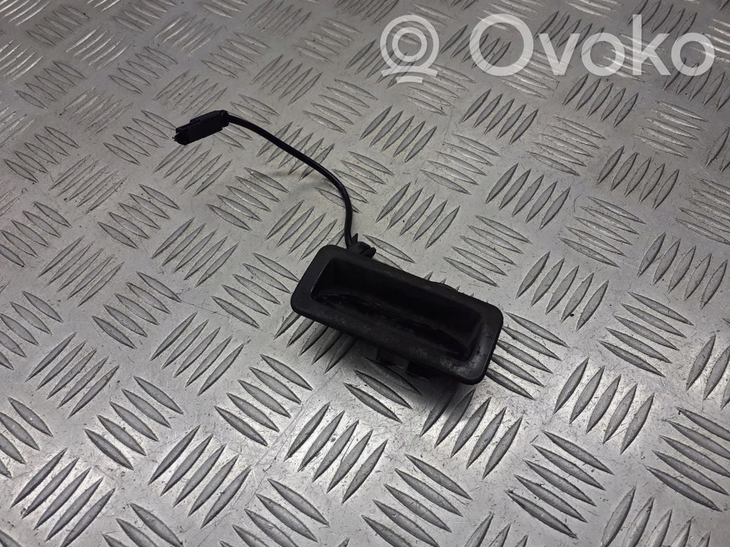 Ford Focus Interruttore a pulsante apertura portellone posteriore/bagagliaio