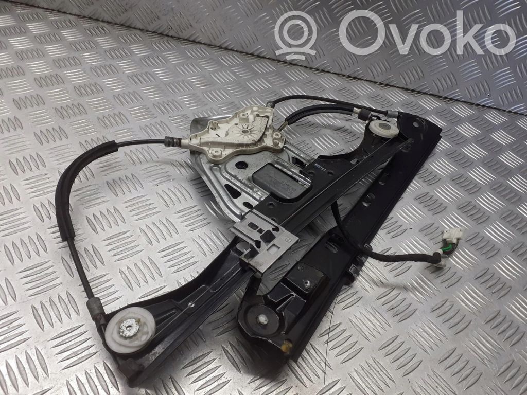 Mercedes-Benz C W203 Alzacristalli della portiera anteriore con motorino