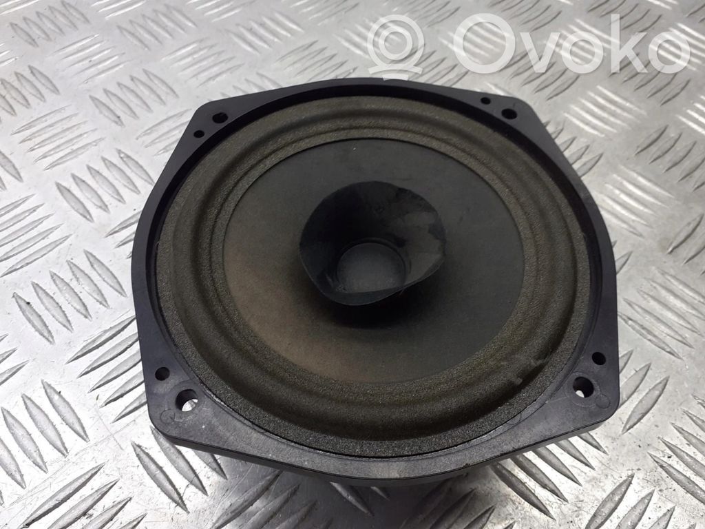 Nissan Micra Altavoz de la puerta trasera
