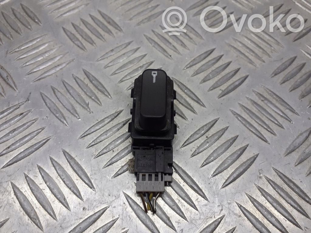 Botón interruptor de bloqueo de puertas   4617593