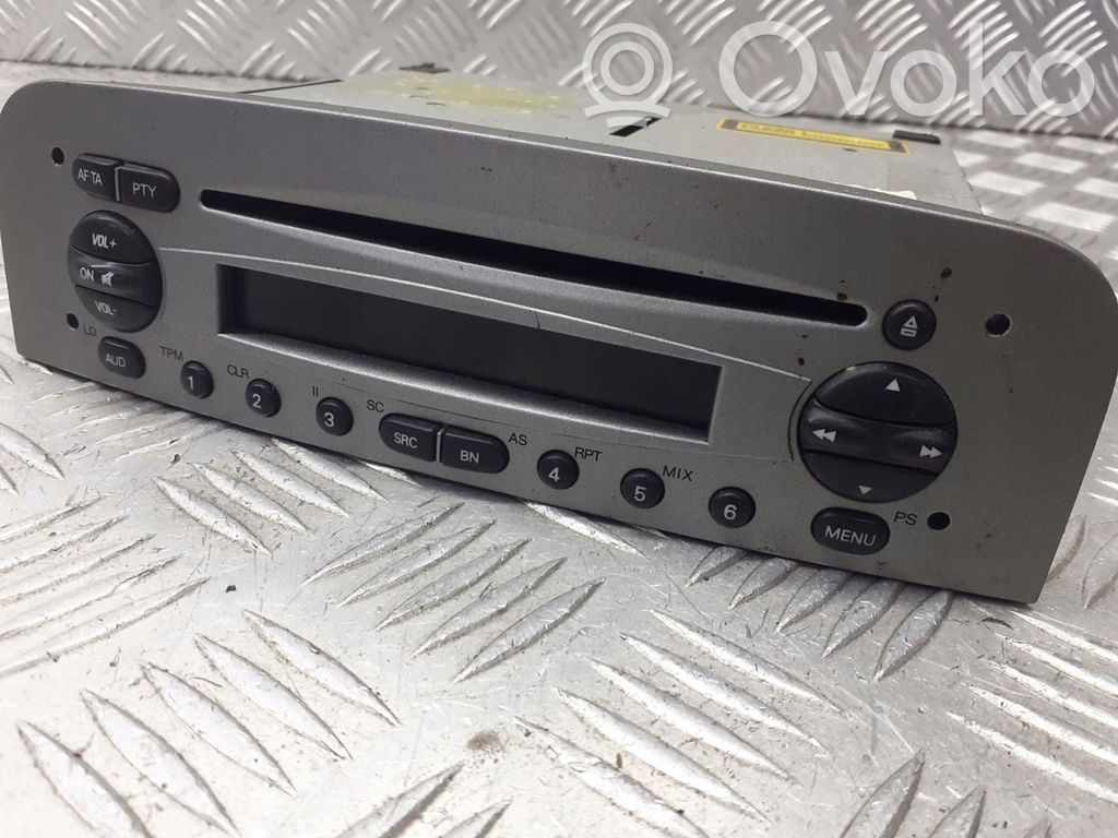 Alfa Romeo 147 Radio / CD-Player / DVD-Player / Navigation 