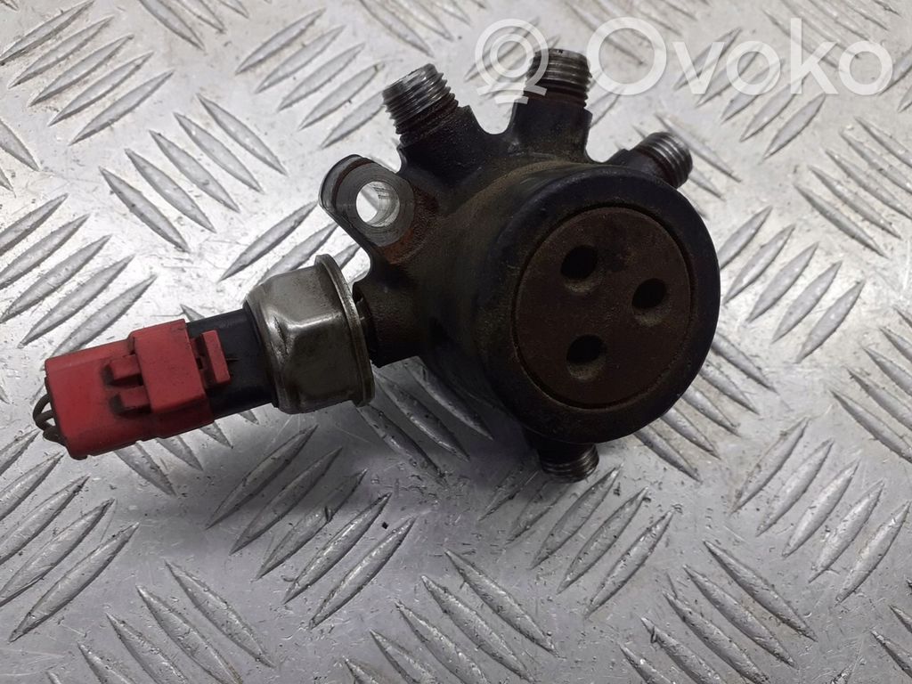 Polttoaineen jakaja   4M5Q9D280DA