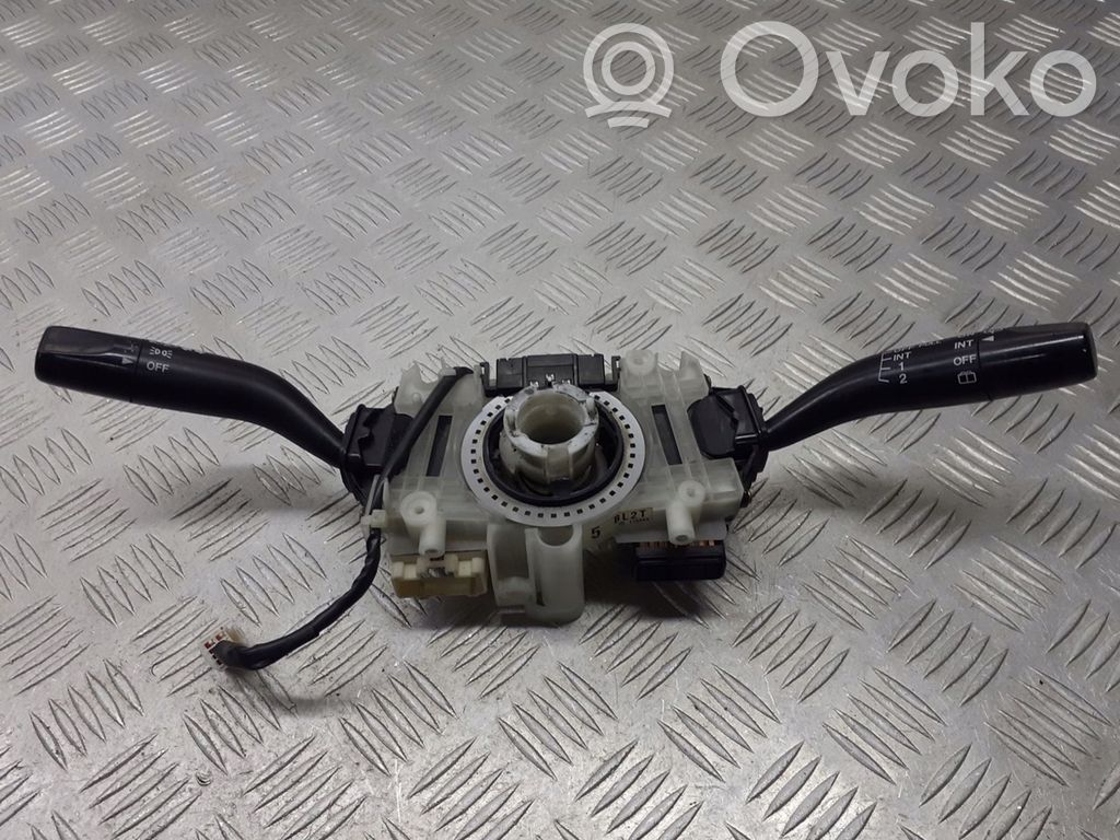 Mazda Premacy Wiper turn signal indicator stalk/switch 