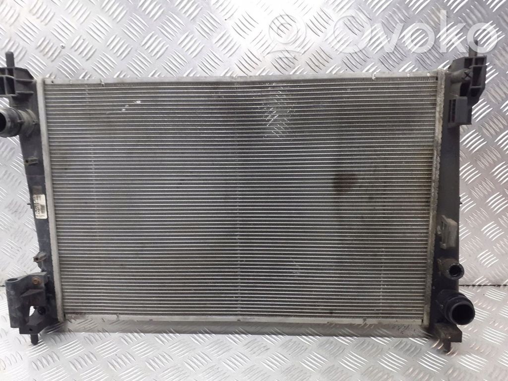 Opel Corsa D Radiatore di raffreddamento 