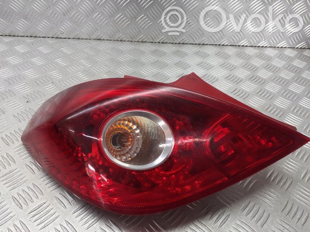 Luce targa   13186350