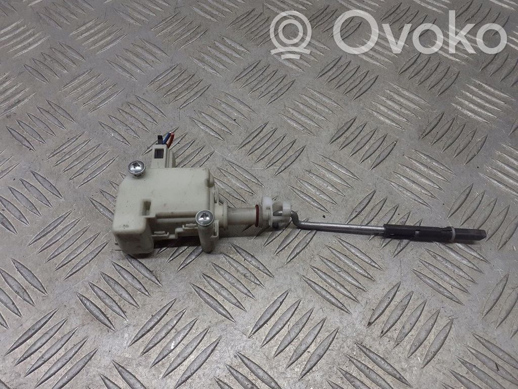 Skoda Octavia Mk1 (1U) Serratura del tappo del serbatoio del carburante 