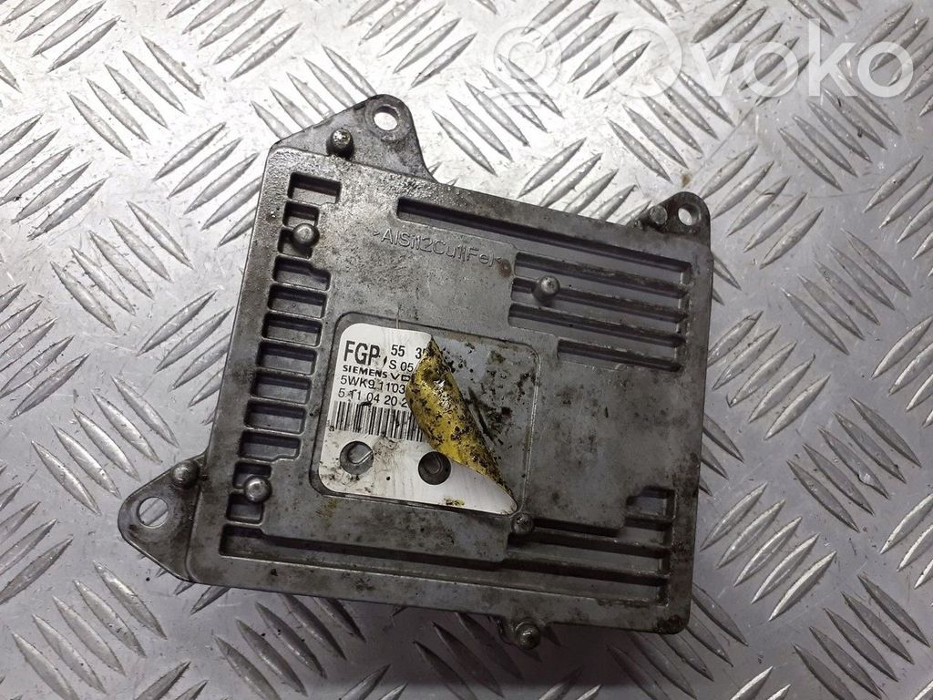 Opel Zafira B Unitate/modul de control motor