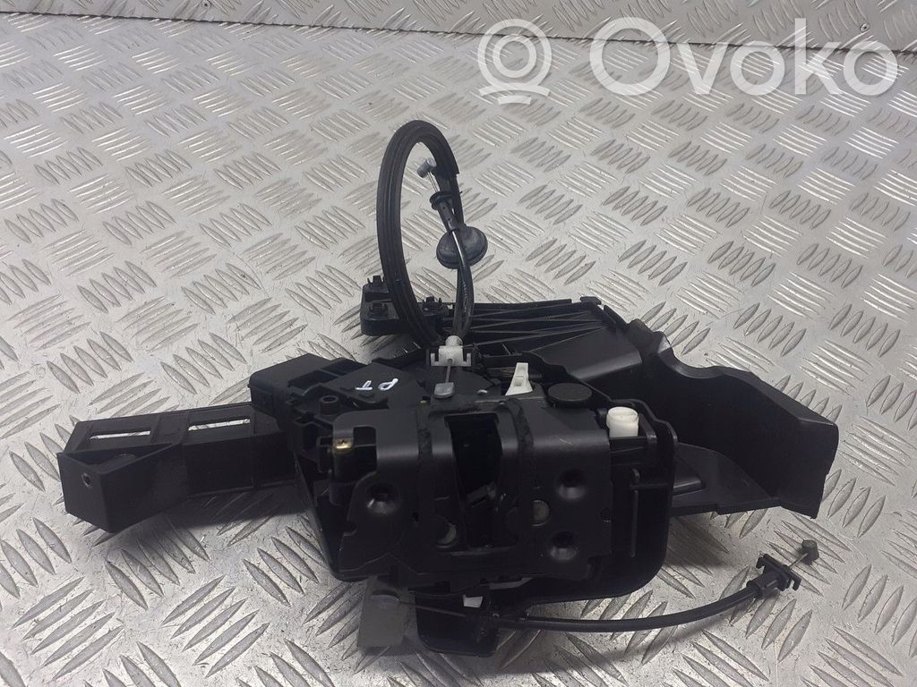 Ford Focus Aizmugurē slēdzene 