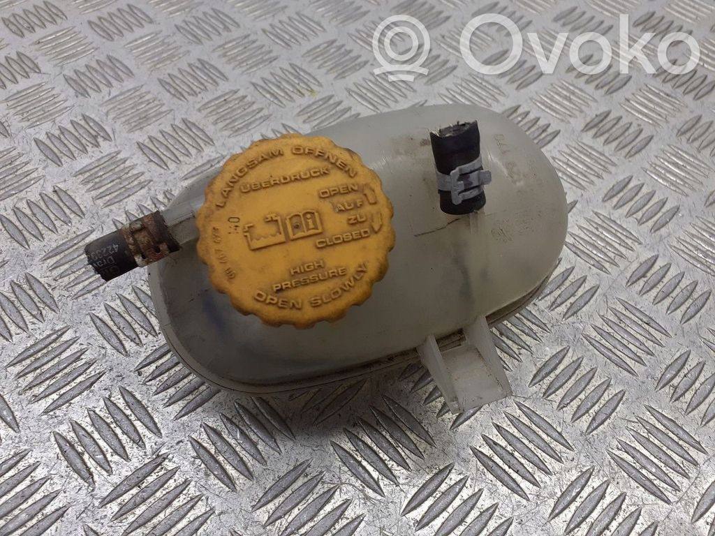 Opel Tigra B Serbatoio di compensazione del liquido refrigerante/vaschetta 