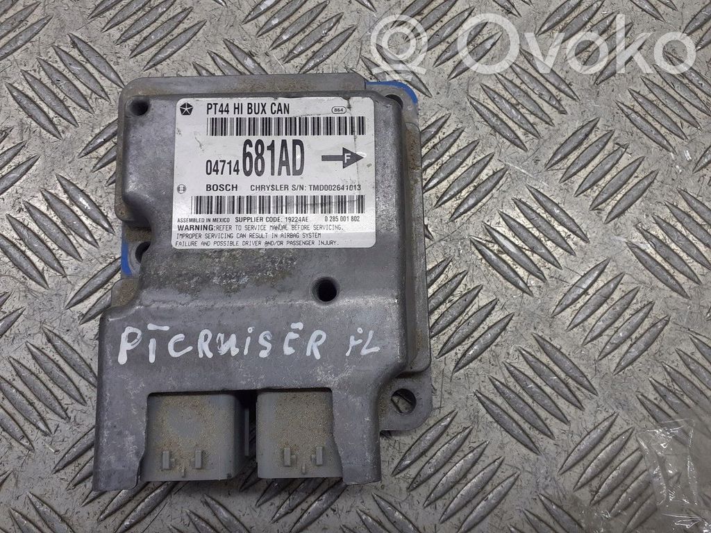 Unidad de control/módulo del Airbag   04714681AD