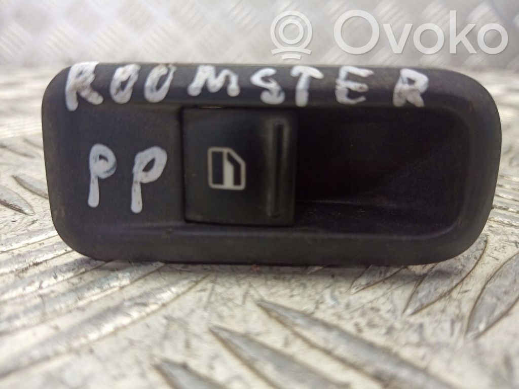 Skoda Roomster (5J) Interrupteur commade lève-vitre