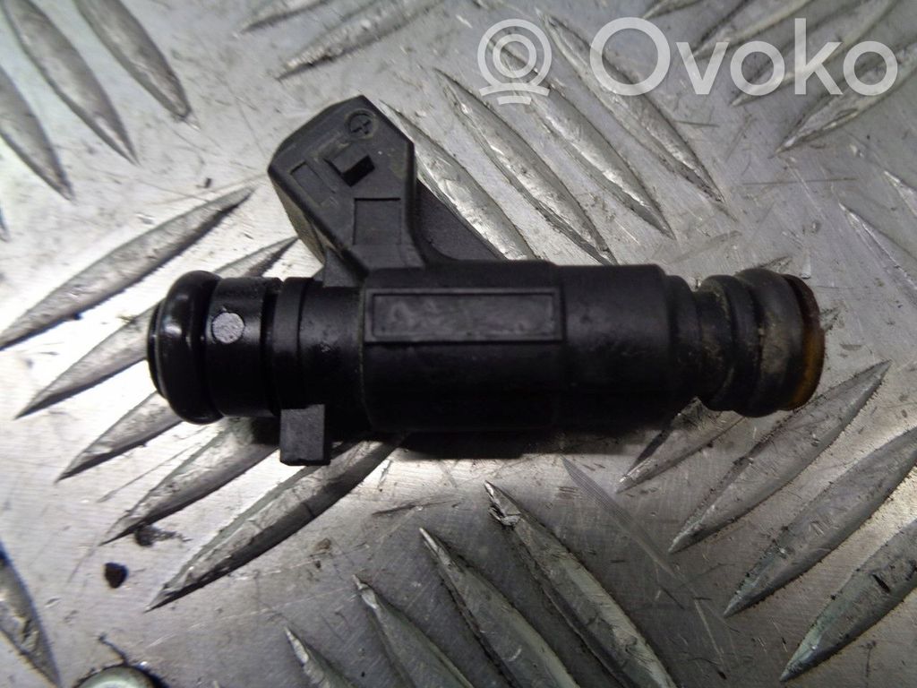 Inyector de combustible   0280155971