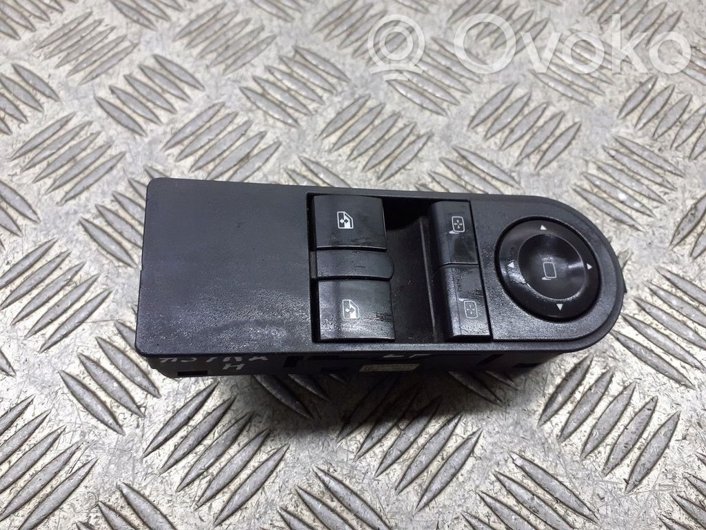Opel Astra H Comutator comandă geamuri electrice 