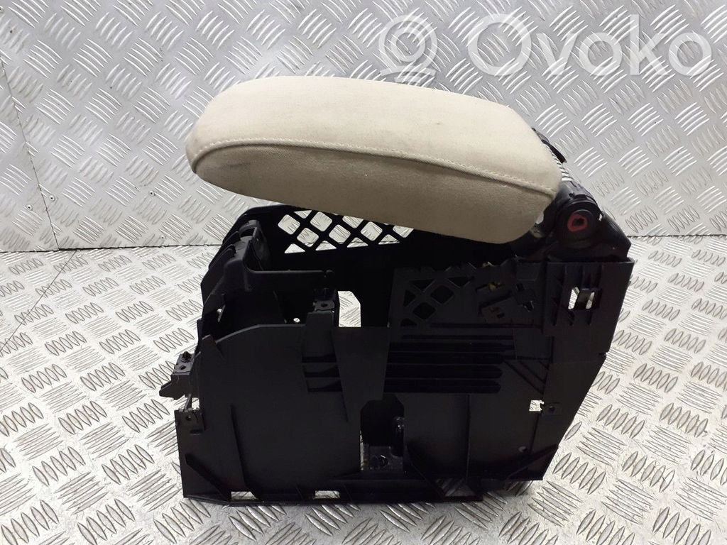 Volkswagen Jetta V Bracciolo
