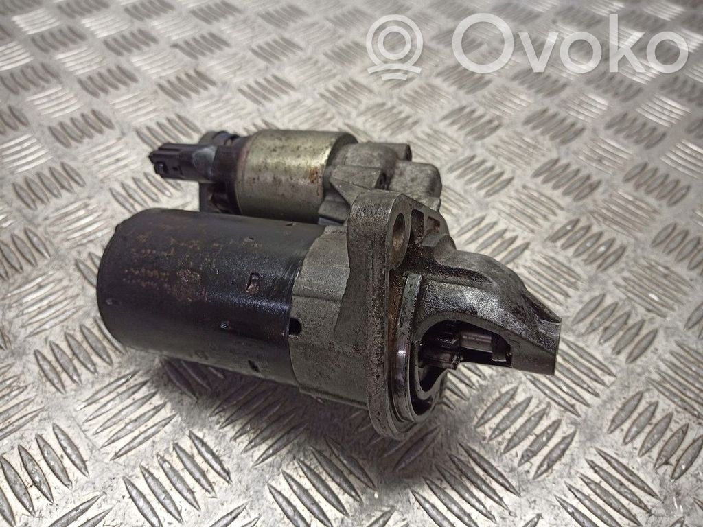 Toyota Corolla E120 E130 Starteris 