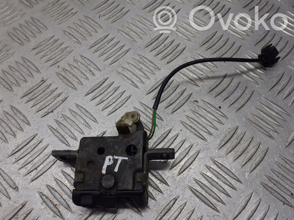 Audi 80 90 S2 B4 Încuietoare ușă spate