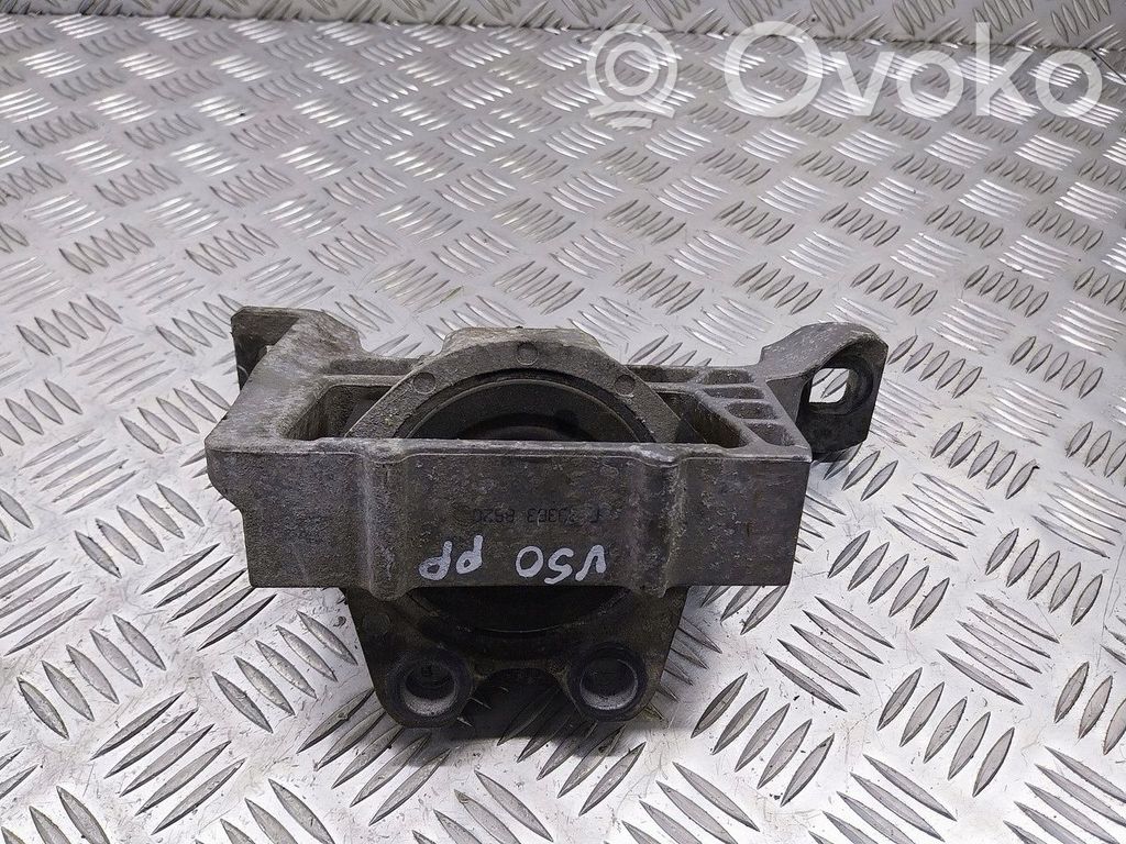 Volvo V50 Poduszka silnika 