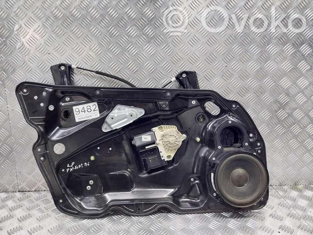 Volkswagen PASSAT B6 Elektryczny podnośnik szyby drzwi przednich 