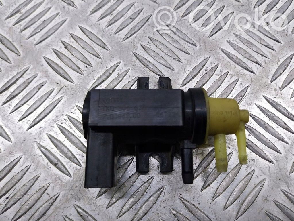 Volkswagen PASSAT B6 Supapă vacuum 