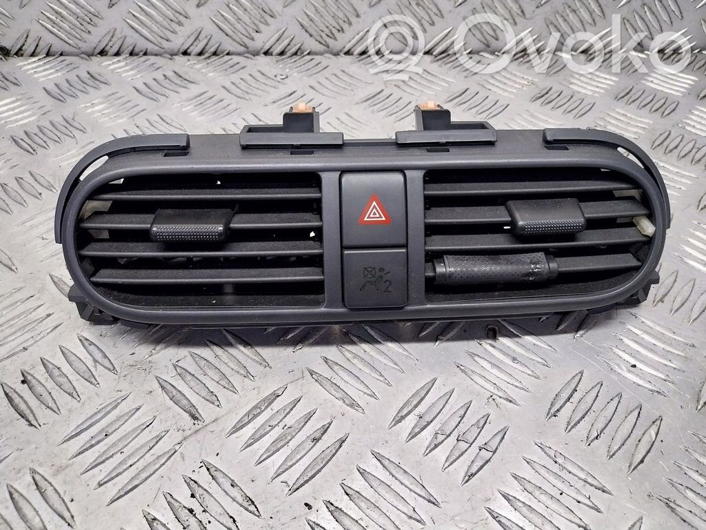 Opel Agila B Griglia di ventilazione posteriore 