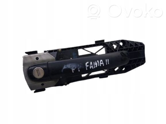 Skoda Fabia Mk2 (5J) Support poignée extérieur de porte avant 