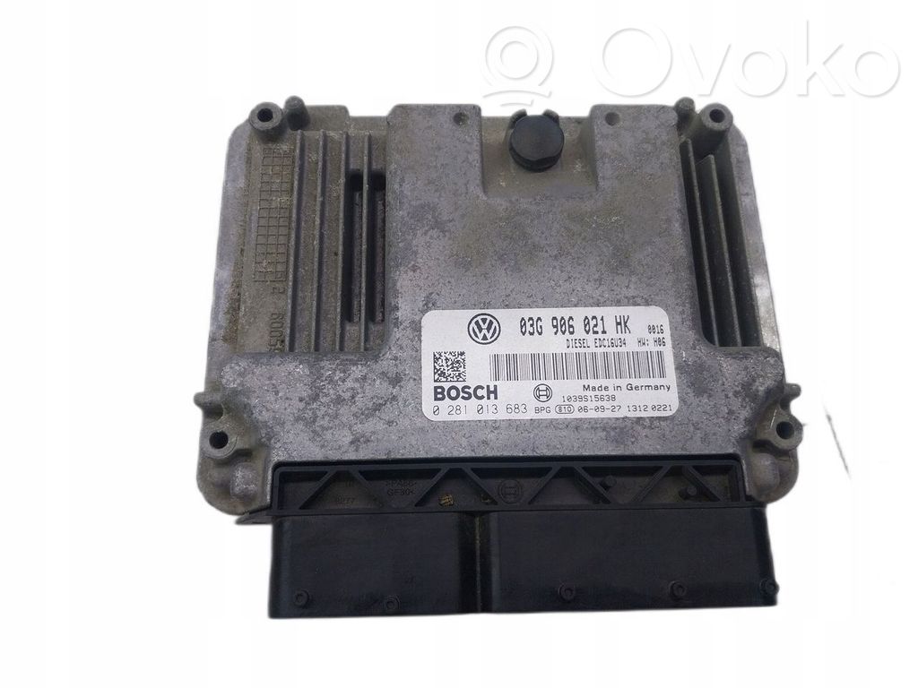 Volkswagen Touran I Calculateur moteur ECU
