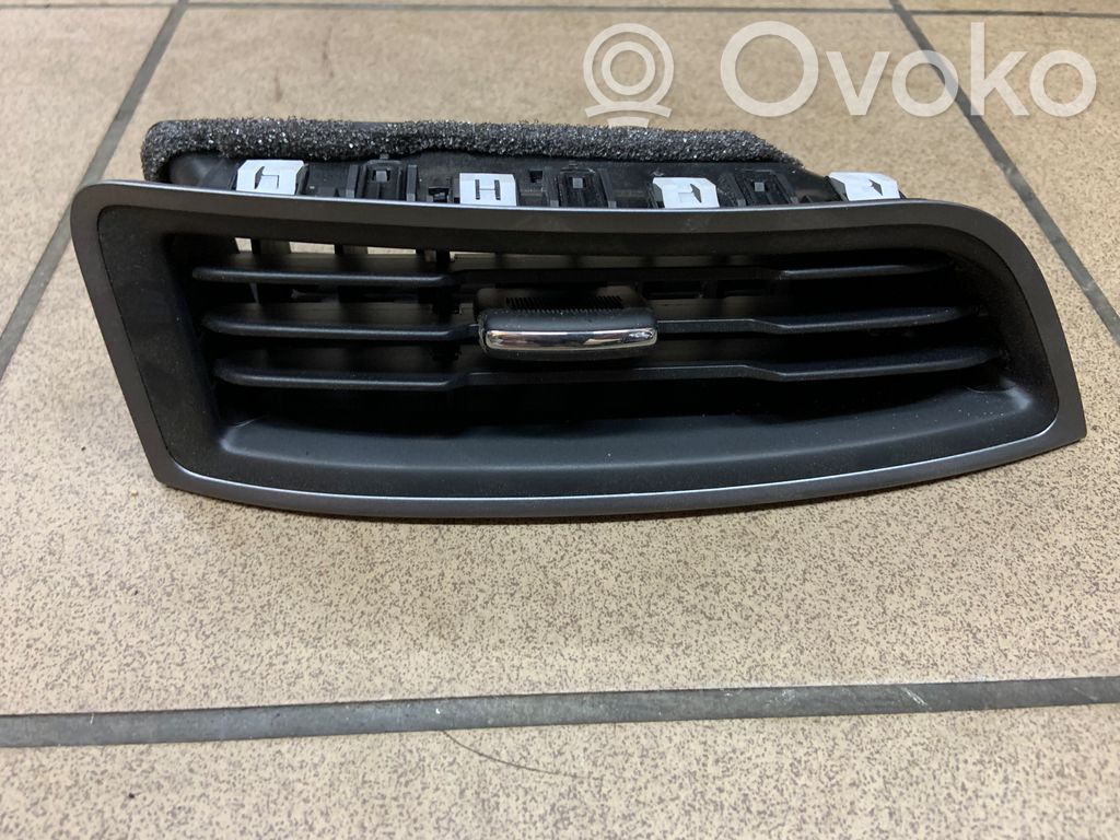 Ford Edge II Dysze / Kratki środkowego nawiewu deski rozdzielczej 