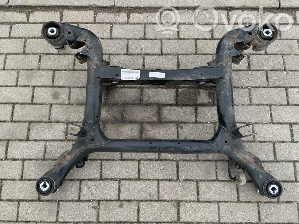 Audi Q7 4M Rama pomocnicza tylna 