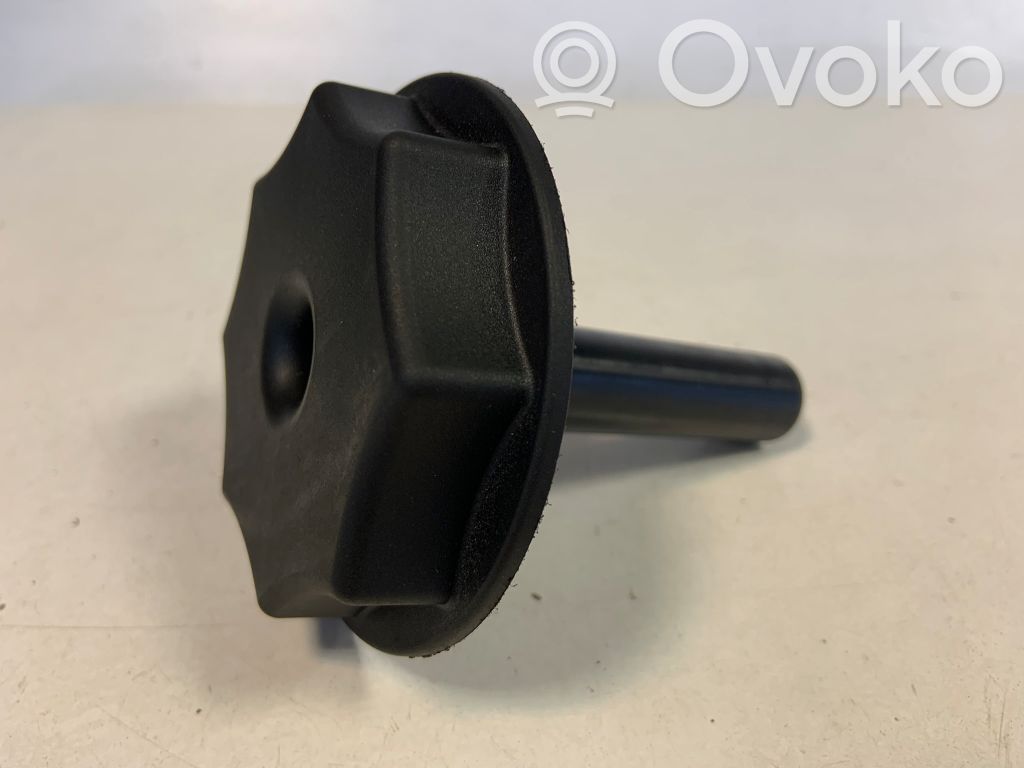 Tornillo de la rueda de repuesto   8W9863695A