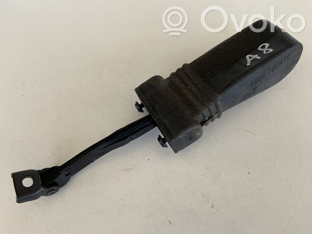 Audi A8 S8 D4 4H Takaoven pidätin 