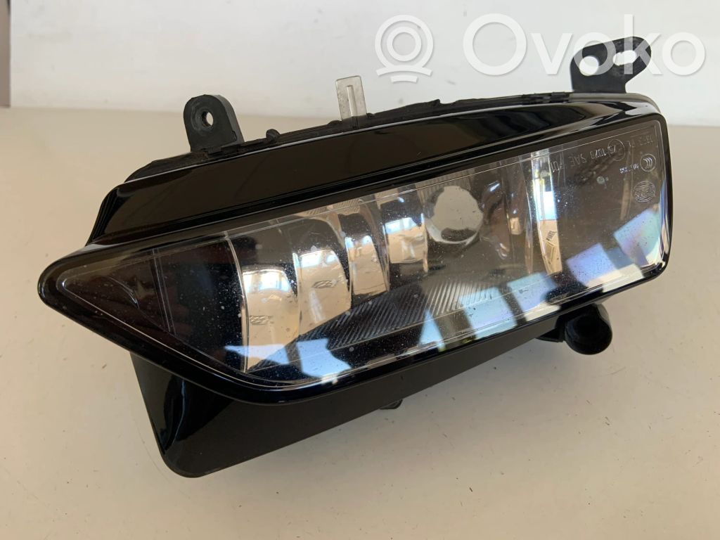 Etusumuvalo   1NE010832,8T0941700G