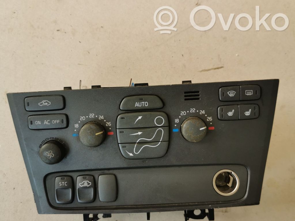 Volvo V70 Climate control unit 