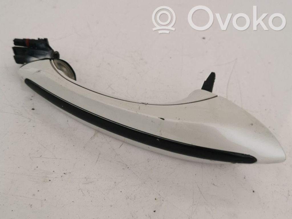 BMW 5 F10 F11 Klamka zewnętrzna drzwi przednich 