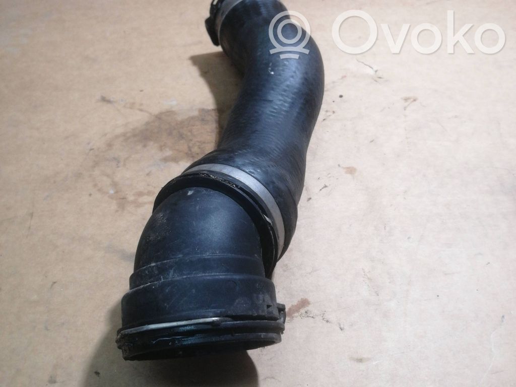BMW 5 E60 E61 Schlauch / Leitung Ladeluftkühler 