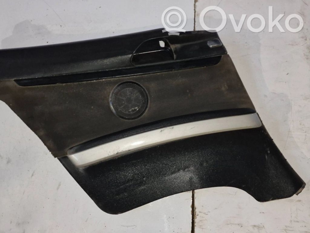 BMW 3 E90 E91 Apšuvums aizmugurējām durvīm 