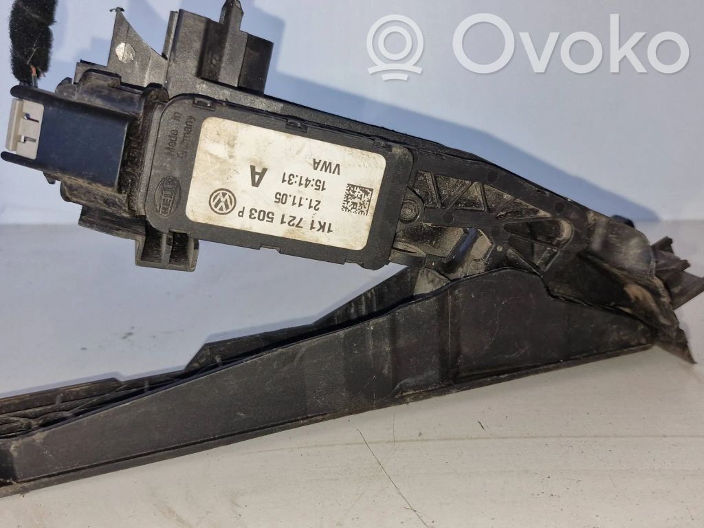 Volkswagen Golf V Akceleratoriaus pedalas 