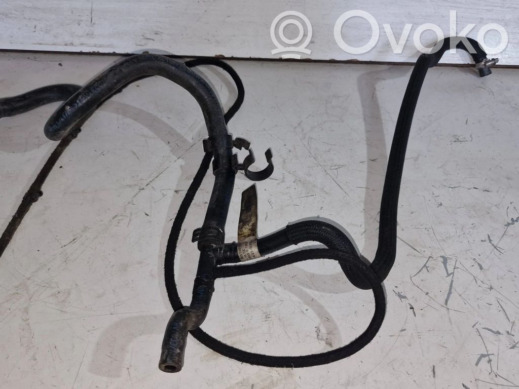 BMW 5 E60 E61 Fuel line pipe 