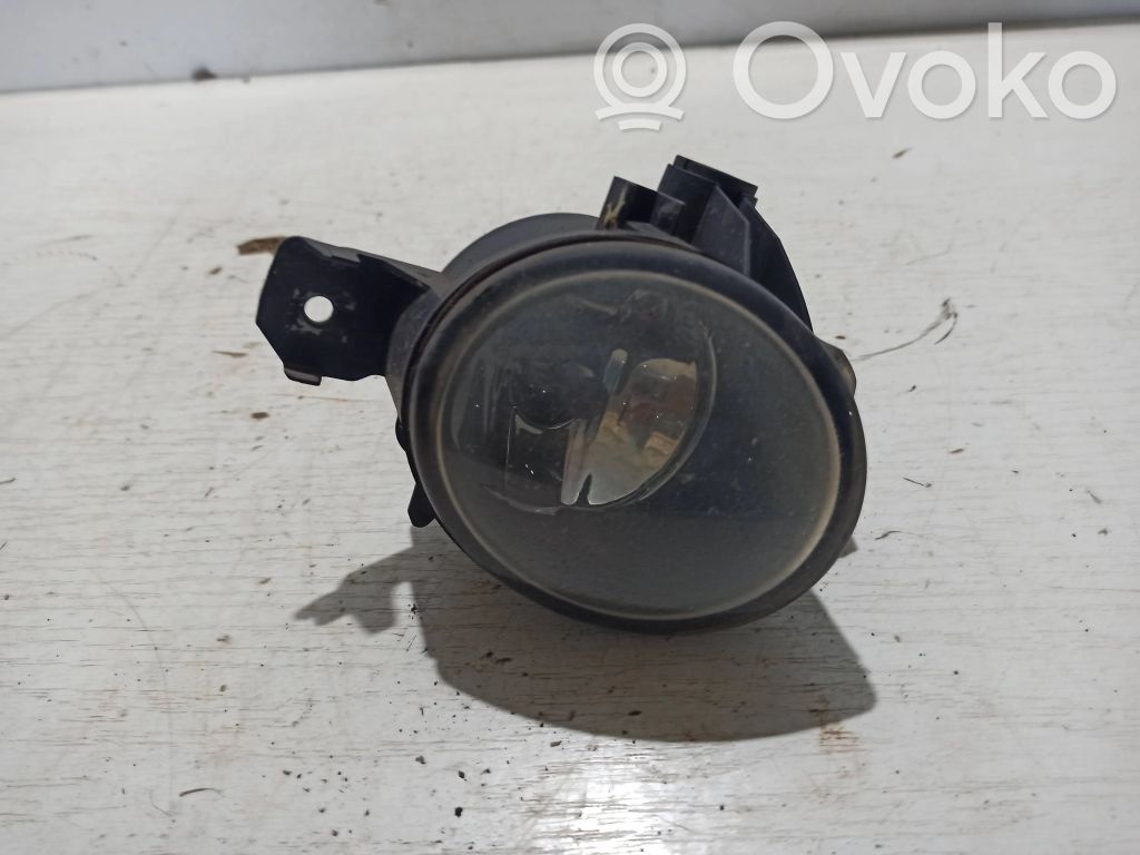 Miglas lukturis priekšā   6924656,5099269,BS180191,T99E0268