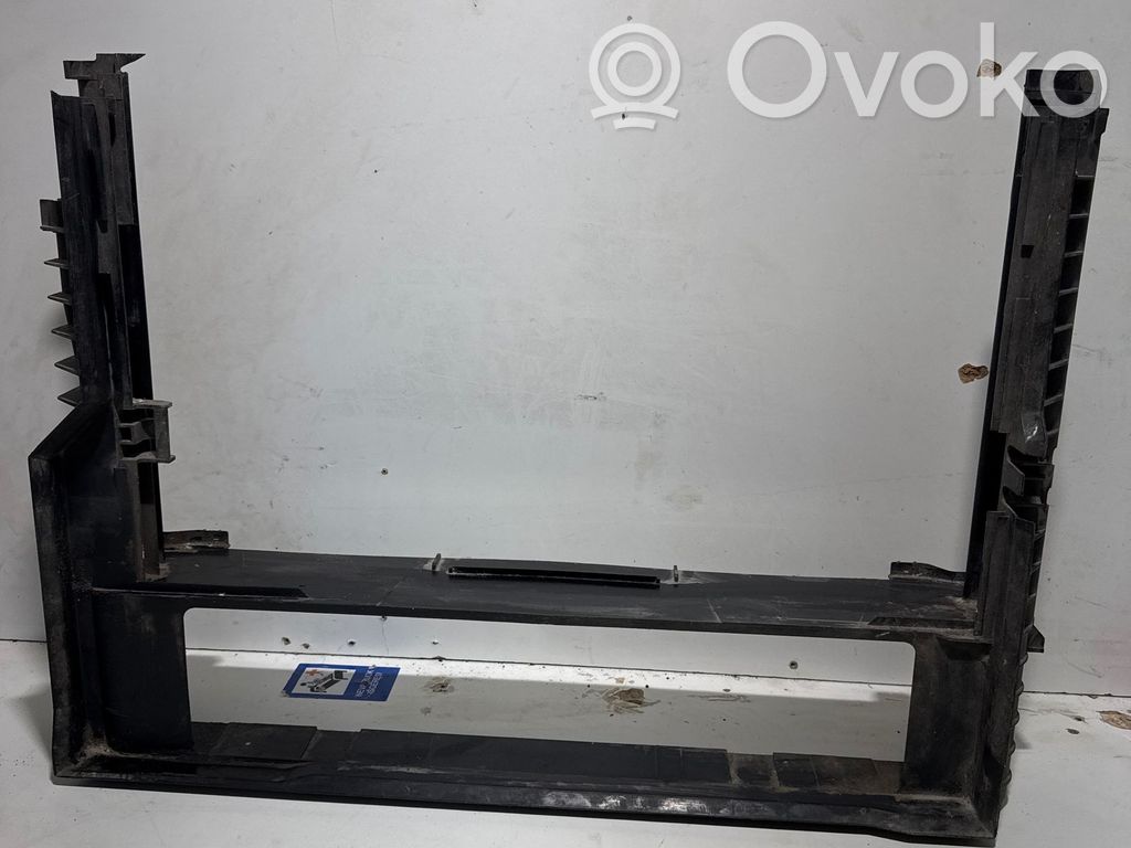 Radiatoru dekoratīvā apdare   2248481,PA66GF30,2279315