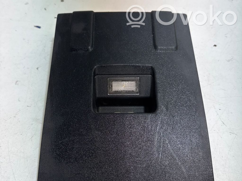 Tesla Model S Interruptor para abrir la puerta trasera 