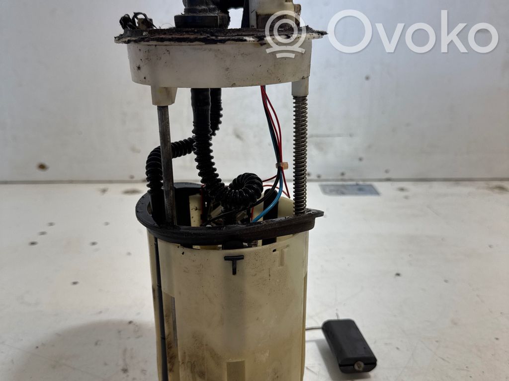 BMW 5 E60 E61 In-tank fuel pump 