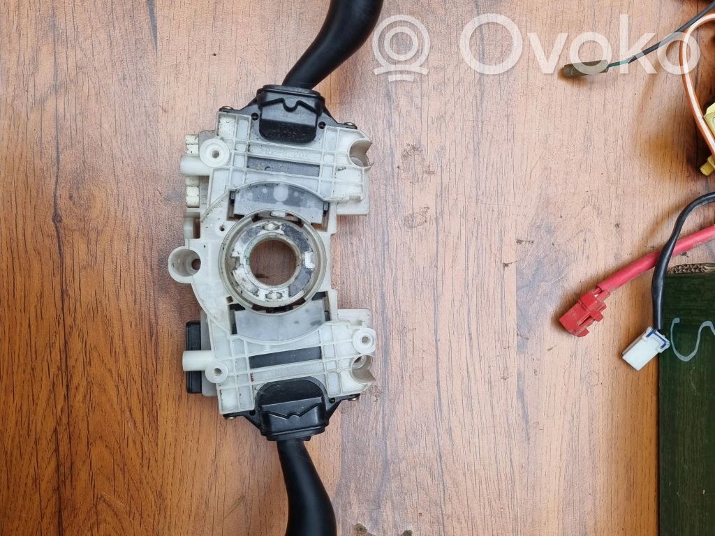 Mazda 323 Rokturu komplekts 