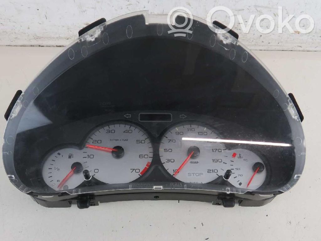 Peugeot 206 Speedometer (instrument cluster) 