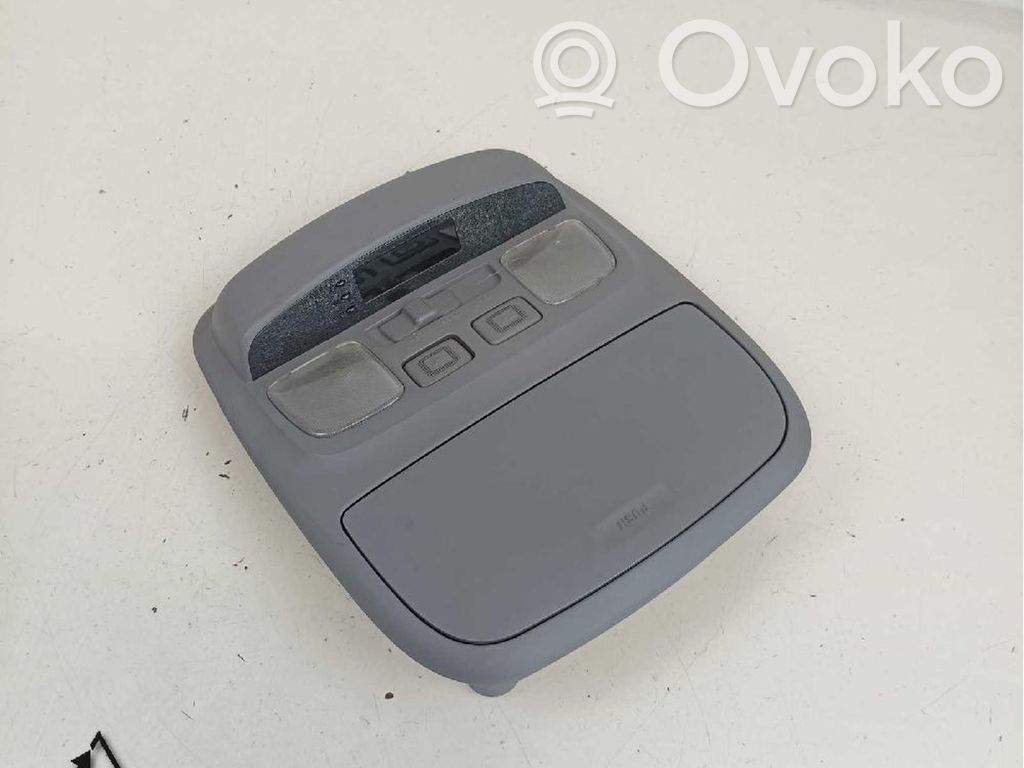 Hyundai Trajet Etuistuimen valo 
