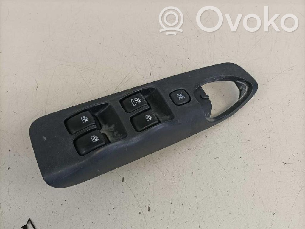 Chevrolet Tacuma Electric window control switch 