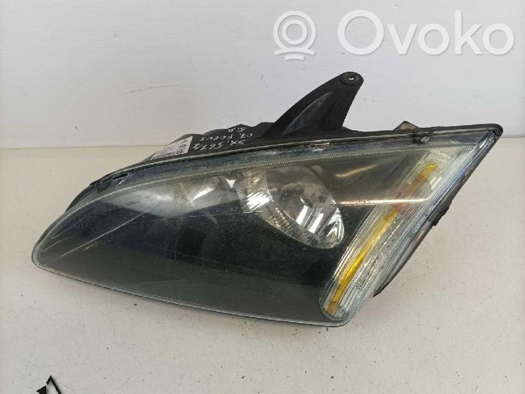 Ford Focus Scheinwerferglas 