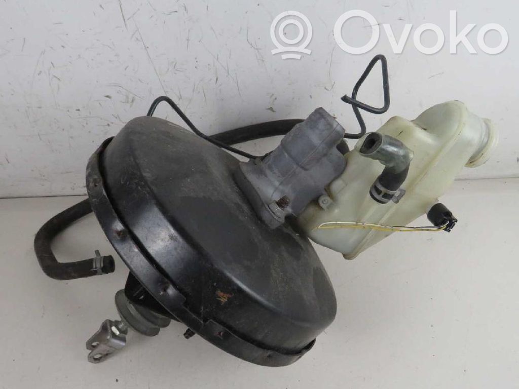 Toyota Yaris Brake booster 