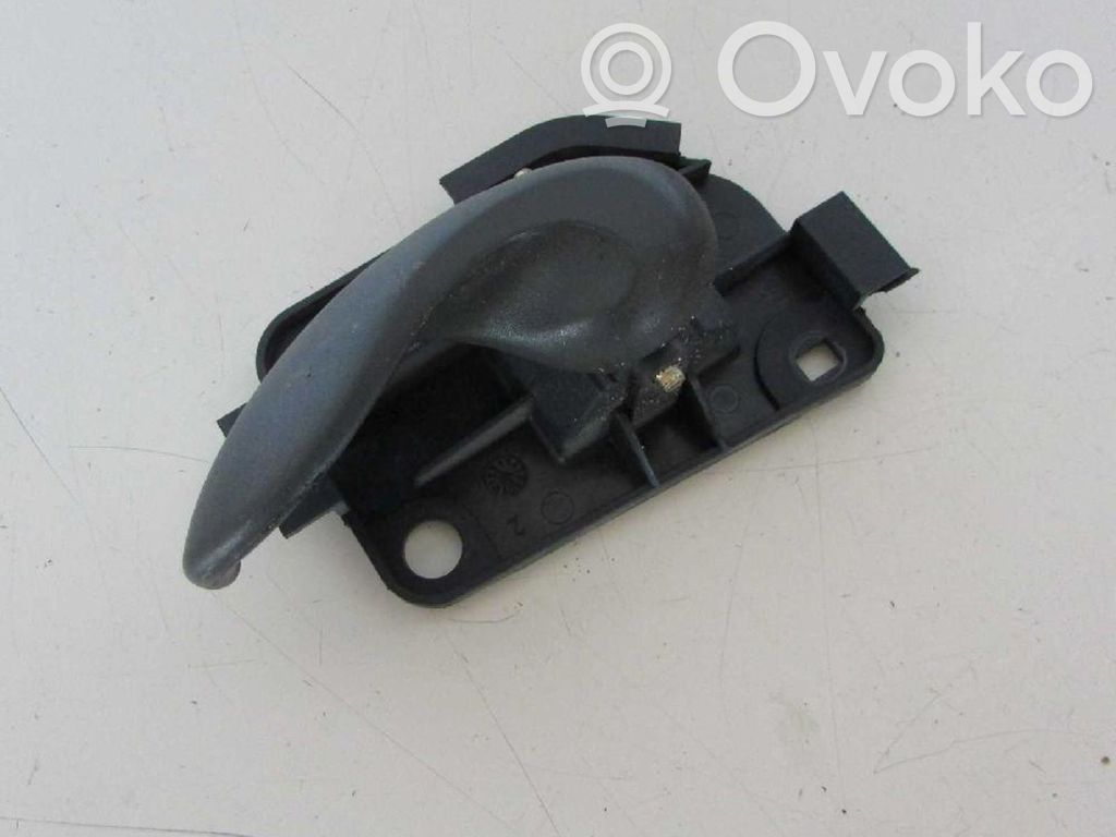 Fiat Punto (188) Iekšējais atvēršanas rokturītis 